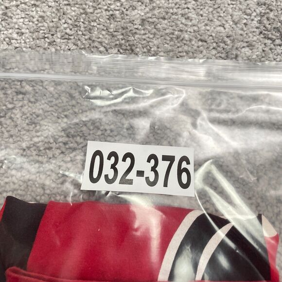 Disney Minnie Mouse Graphic T-Shirt Womens Medium Red Crew Neck Cotton Mom Tee - Picture 8 of 8